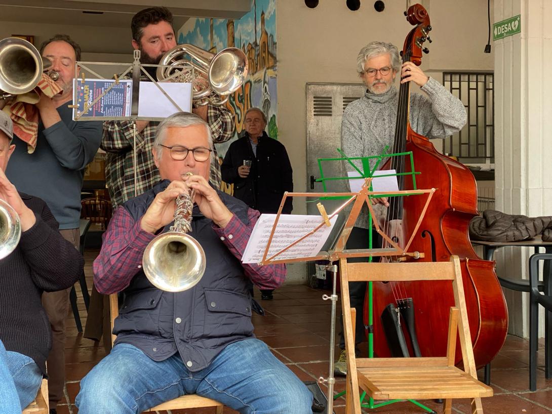 Contrabaix i fiscorns